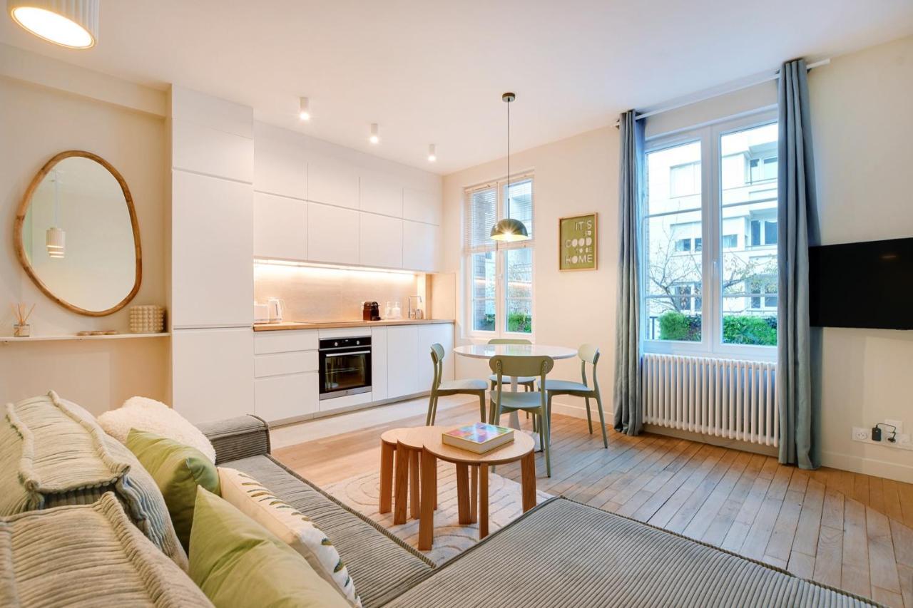 Elegant Apartment By Les Maisons De Charloc Homes Boulogne-Billancourt Zewnętrze zdjęcie